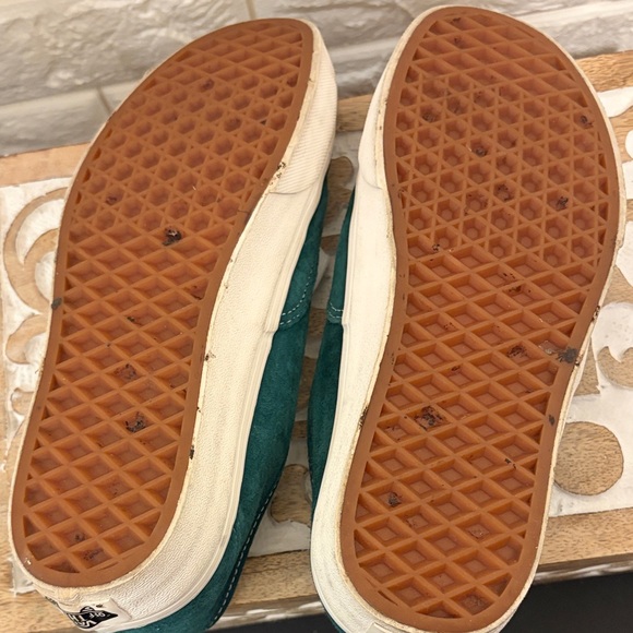 Vans Green Suede Shoes with White Accents - Picture 4 of 5